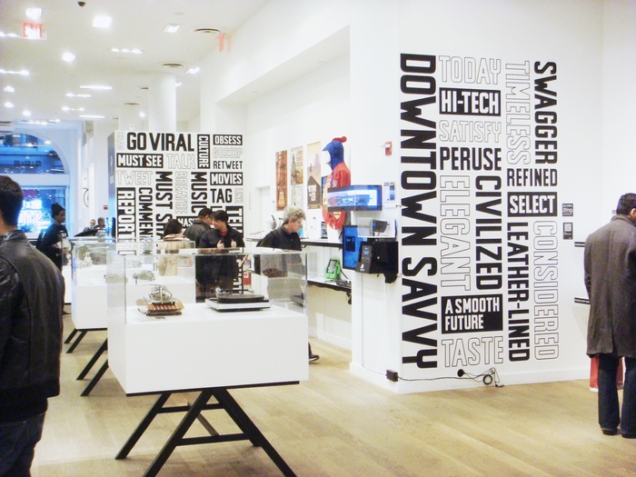 Wired holiday pop-up store 2012 - Fonts In Use