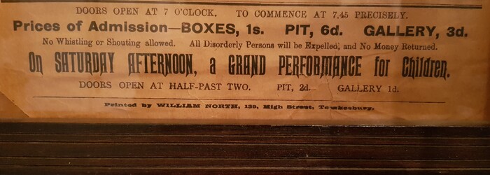Holloway’s Travelling Theatre 3