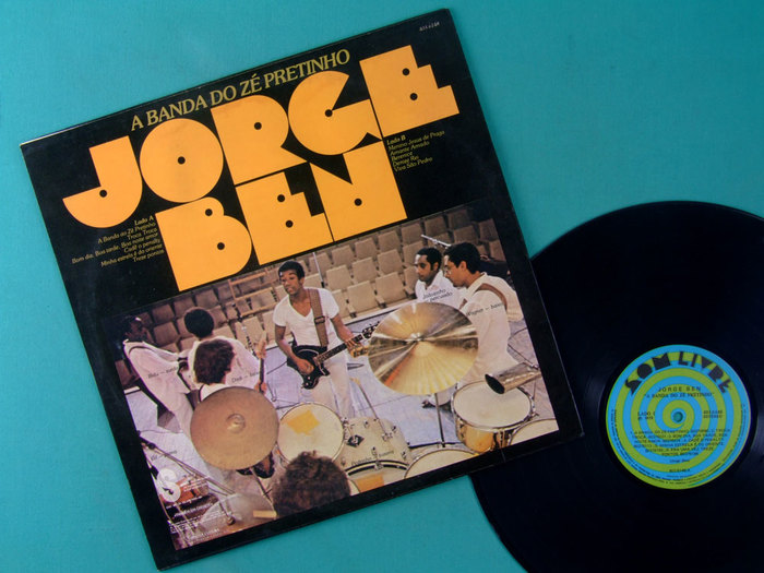 Jorge Ben ‎– A Banda Do Zé Pretinho album art 2