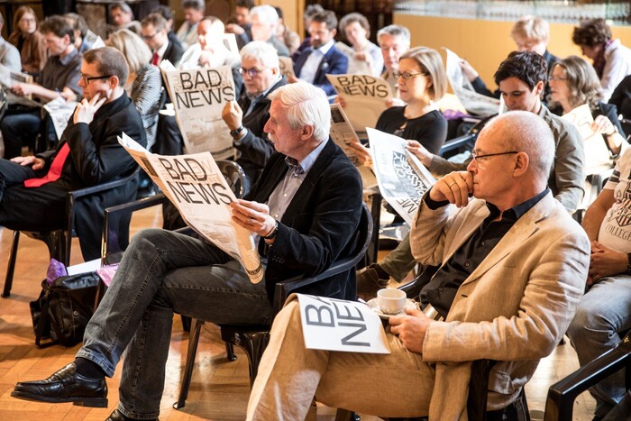 Bad News, Wiesbaden Biennale 1