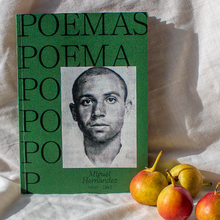 <cite>Poemas</cite>, Miguel Hernández