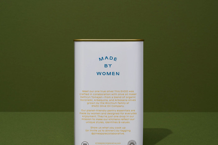 The female founders of Pineapple Collaborative take pride in their highly engaged female following, and they’re proud to be working directly with women producers & growers, so we called this out on the back.