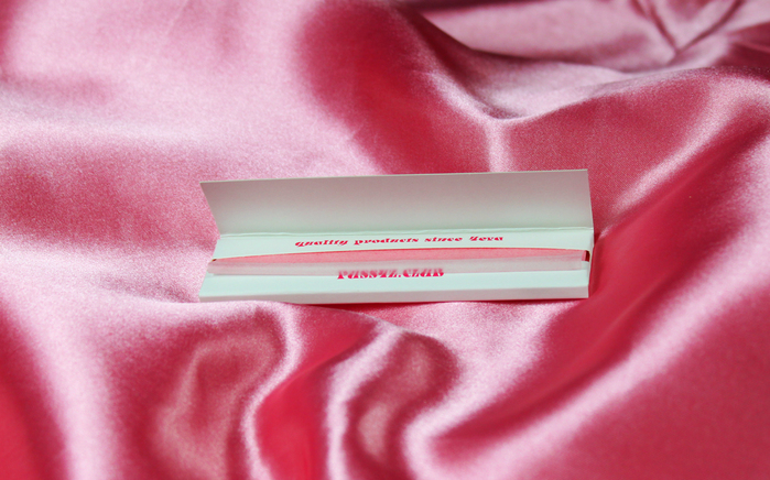 Pussyz rolling papers 3