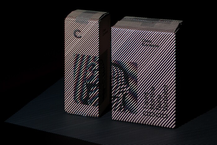 Single unit and four units cardboard boxes