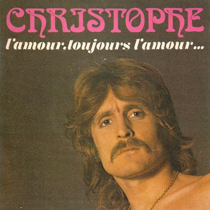 “L’amour, toujours l’amour” / “La bête”, 1974 French pressing on Les Disques Motors. [Discogs] The title is set in the italics from . This Fat Face is an early Letraset original designed by Fred Lambert in 1966. The name is rendered in all-caps  – a choice that is equally idiosyncratic and uncompromising as Christophe’s hairstyle. In German media, the chansonnier’s look has been described as the epitome of the stereotypical Frenchman, “as if he jumped right out of an Asterix comic”.