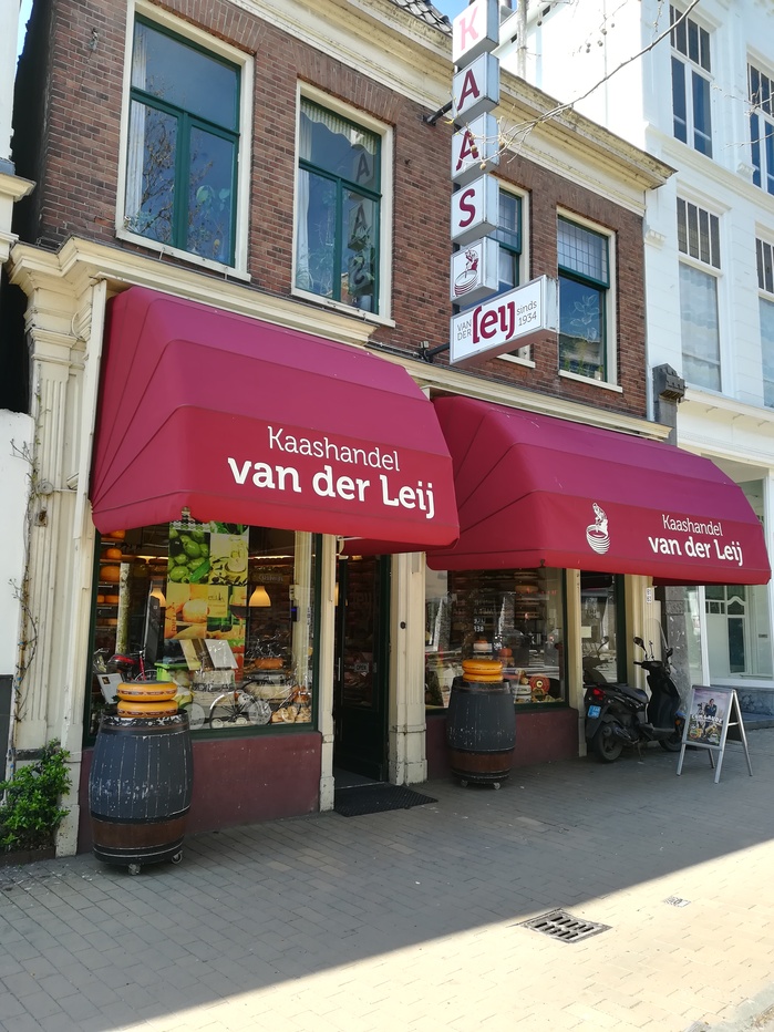 Kaashandel van der Leij shop front, Groningen 2