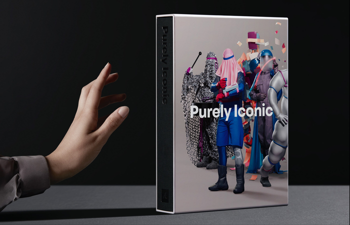 Nine different covers were produced, as well as a limited edition featuring the complete cast.