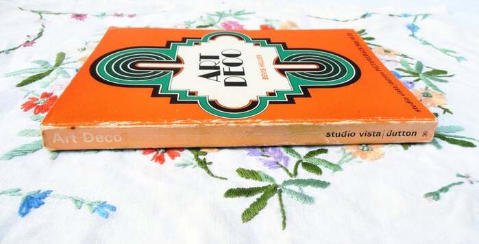 Art Deco of the 20s and 30s by Bevis Hillier (Studio Vista, 1968 and Schocken, 1985) 3