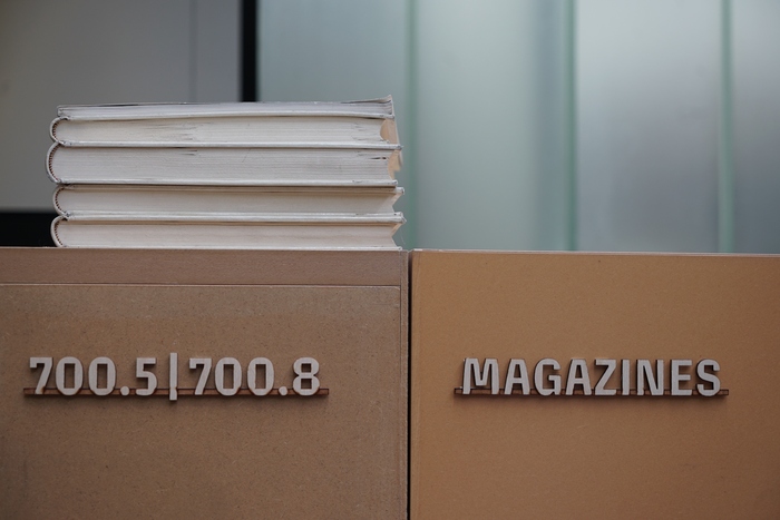 KABK The Hague library signs 2