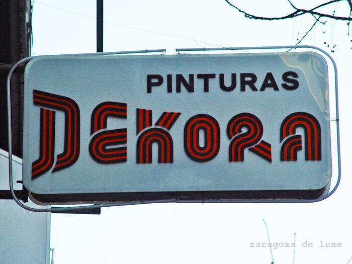Pinturas Dekora sign 1