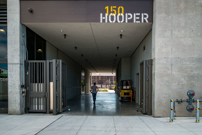 100 Hooper & 150 Hooper identity and sign system 9