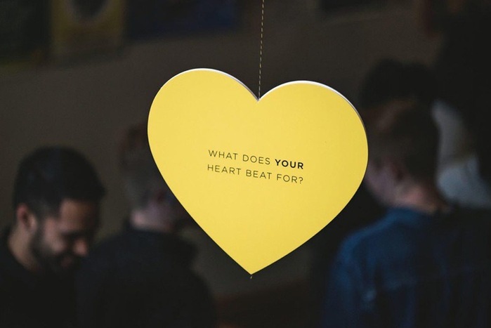 “What does your heart beat for?” hanging hearts display 1