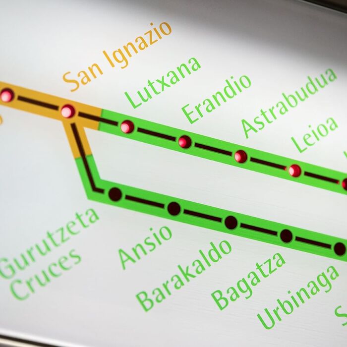 Line diagrams show station names set on an angle.