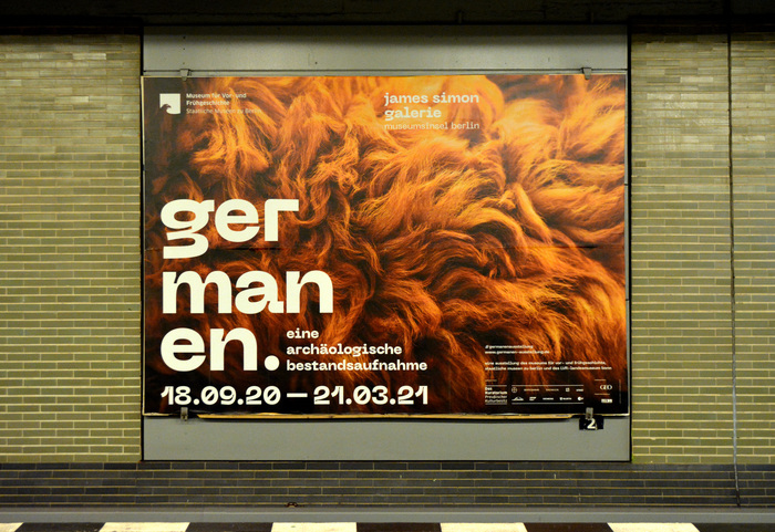 Large-format poster in Berlin’s U-Bahn,