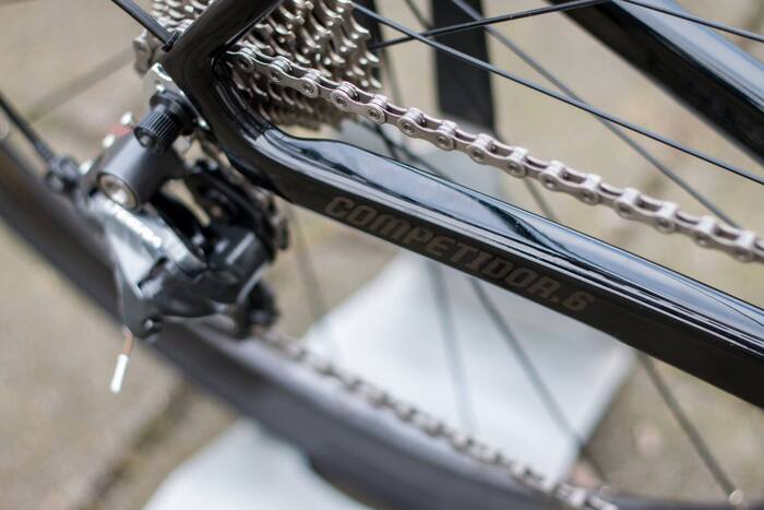 Flecha Bikes logo 7