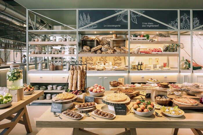 CRAFT Market restaurant buffet