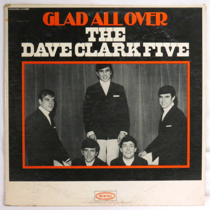 The album was first released with a different cover, without the track names and featuring a photo showing the band without instruments. Note the clipped overshoot in Aldine’s C, which has been restored in the revised version.