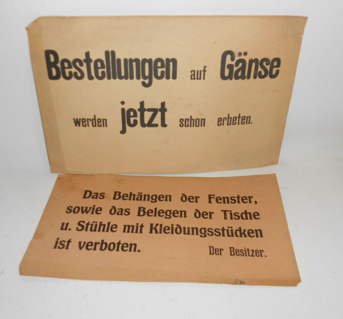 “Empfehle prima lebende Karpfen” and other paper signs for restaurants 3
