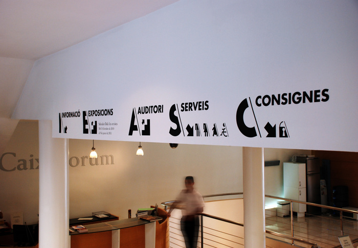 CaixaForum signs 8