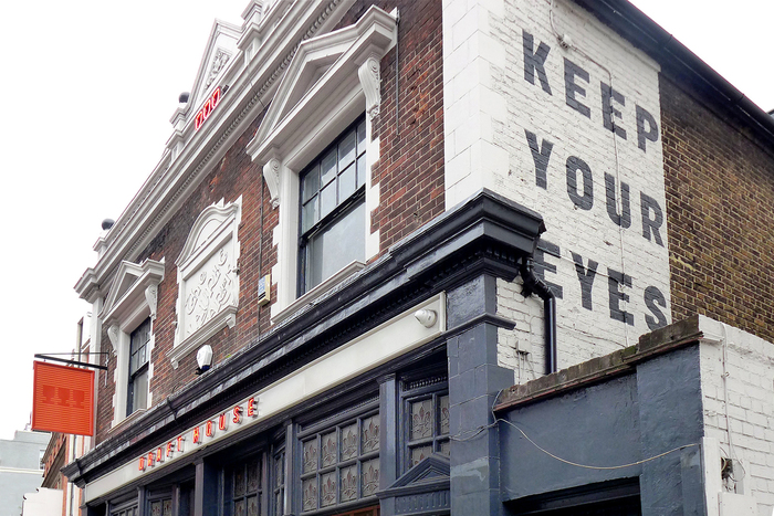 Draft House Hammersmith, which has hand painted lettering