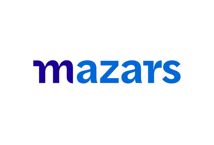 The logotype is based on the SemiBold weight of Halyard Text. The letters m and n were altered, and the ink traps in z smoothed out. According to Mazars, the lowercase lettering of the wordmark represents the company’s approachability while the blend of angles and curves reflects the balance of human and technology in their approach.