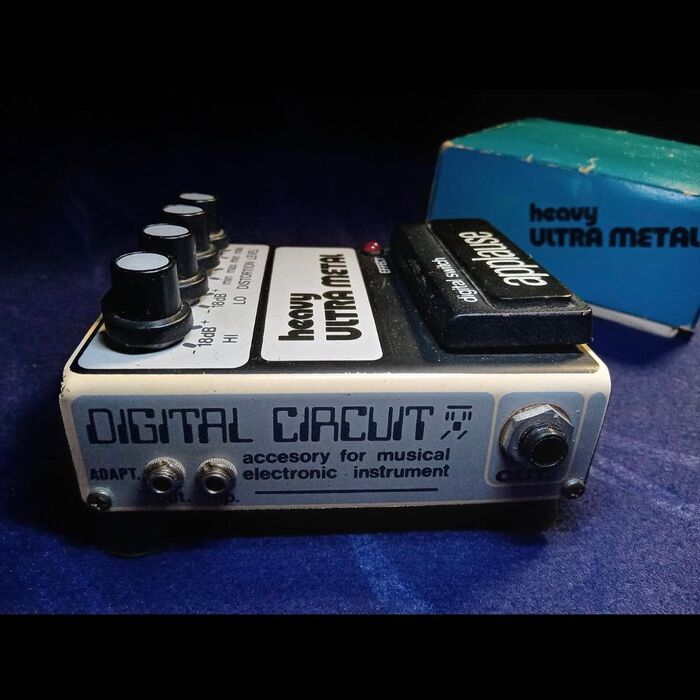 Heavy Ultra Metal effects pedal 3