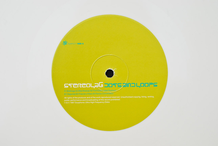 Stereolab – Dots and Loops album art 7