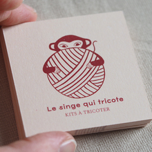 Le singe qui tricote