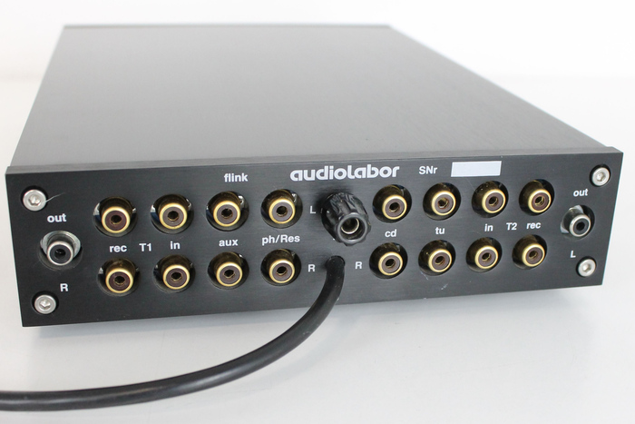 Audiolabor’s flink preamplifier (back).