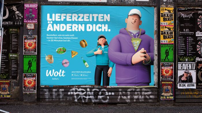 Wolt poster campaign in Berlin, 2021. Design by Dojo.