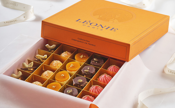 Léonie Paris visual identity and packaging 3