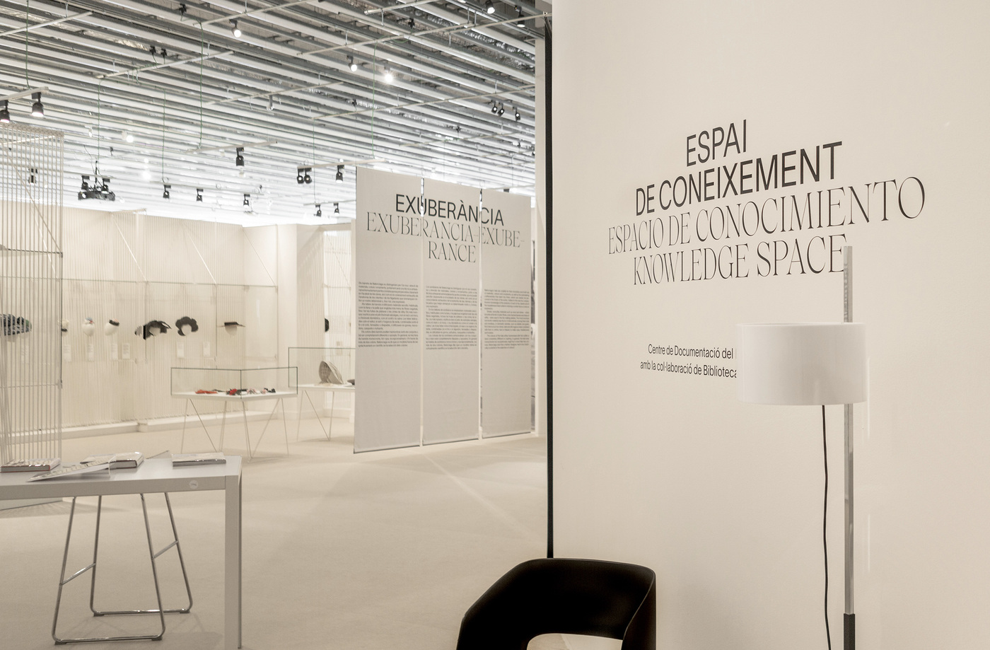 Balenciaga: L’elegància del barret