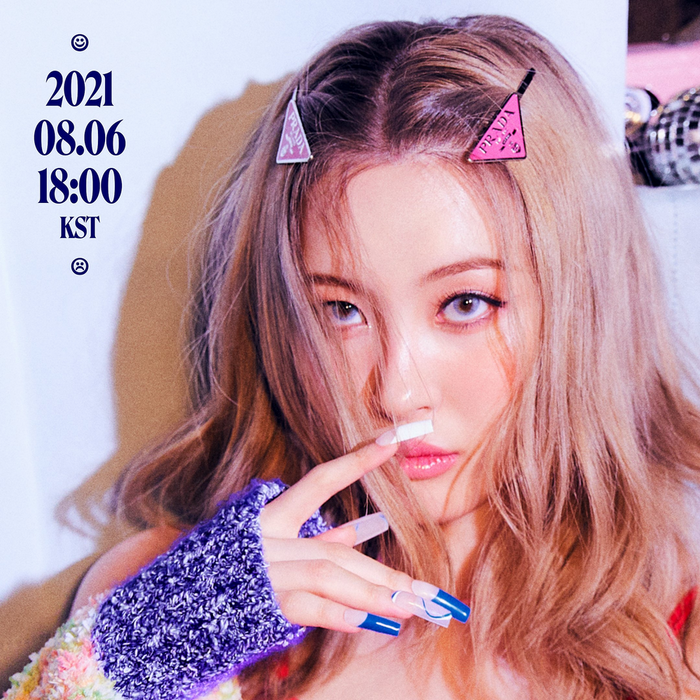 Sunmi – “You can’t sit with us” single 5
