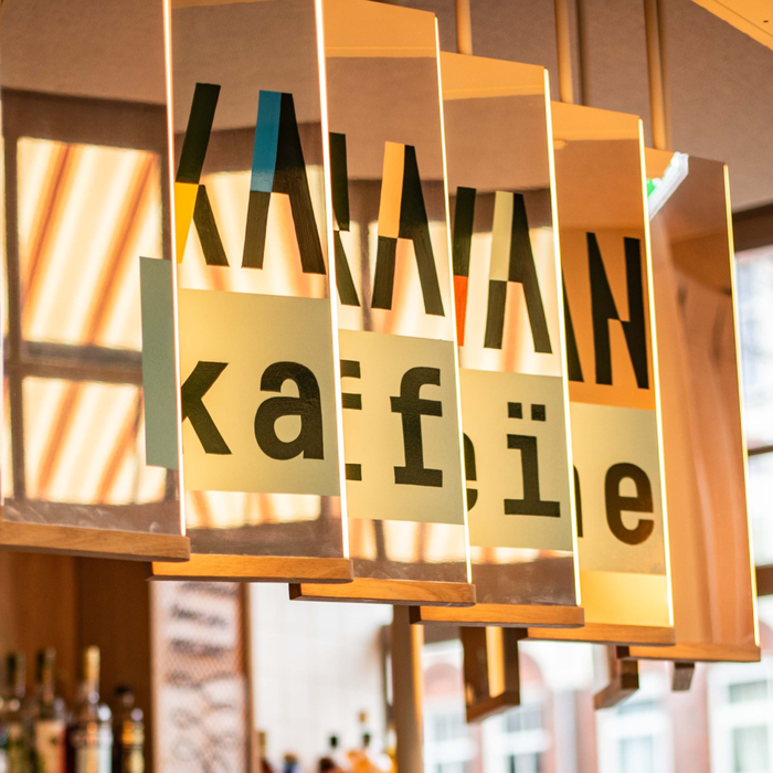 Karavaan cafe bar identity 1