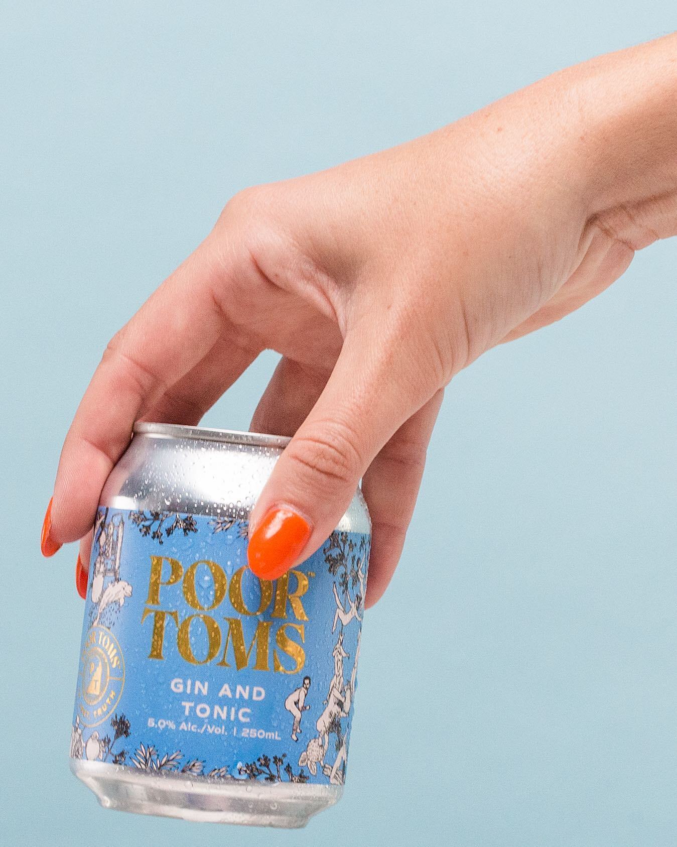 Poor Toms dry gin