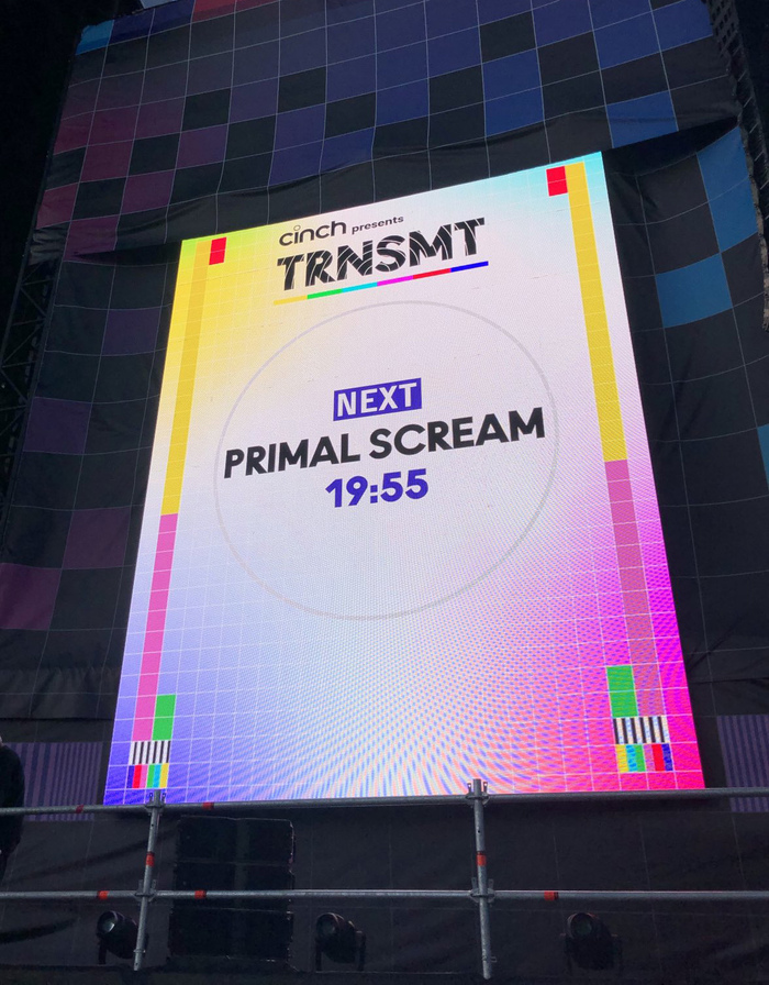 Main stage announcement screen