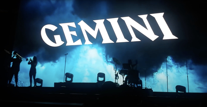 Show intro graphics — December 22, 2017 at the Key Arena, Seattle