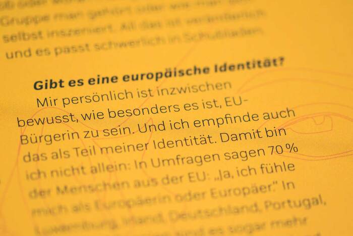 Fragen an Europa by Gesine Grotrian &amp; Susan Schädlich (Beltz &amp; Gelberg) 9