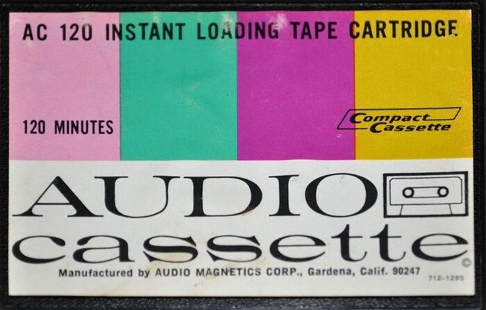 See the Pure Analogue and Mamama websites for other images of the 120 minutes cassette.