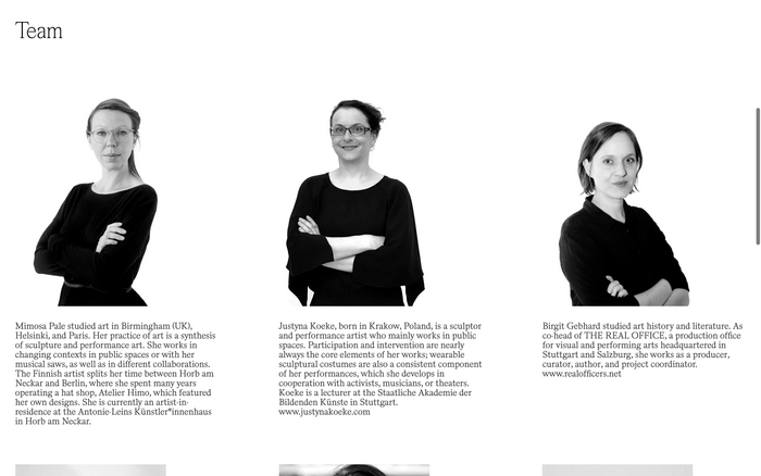 Frauen im Wald / Women in the Forest website 6