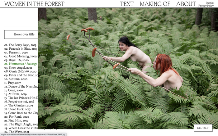Frauen im Wald / Women in the Forest website 5