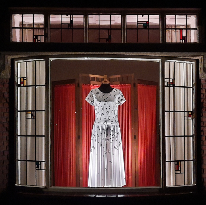 Tilburgse Revue typographic dress 1