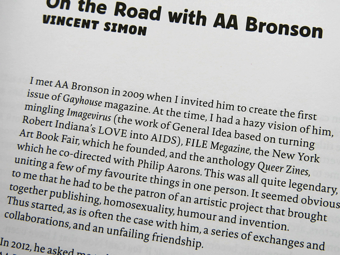  for the heading is contrasted with the calm  for body copy, featuring its compact and only slightly inclined italics.