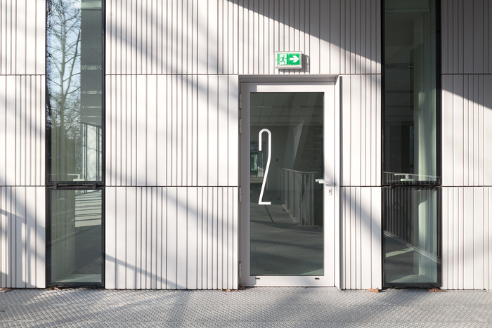 Park View sign system, Lyon 10