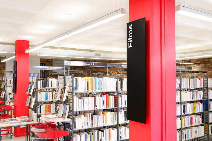 Bibliothèque Robert Desnos Montreuil sign system 2
