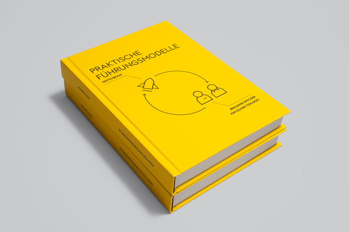 Praktische Führungsmodelle by Benjamin Spycher and Kim Oliver Tokarski 1
