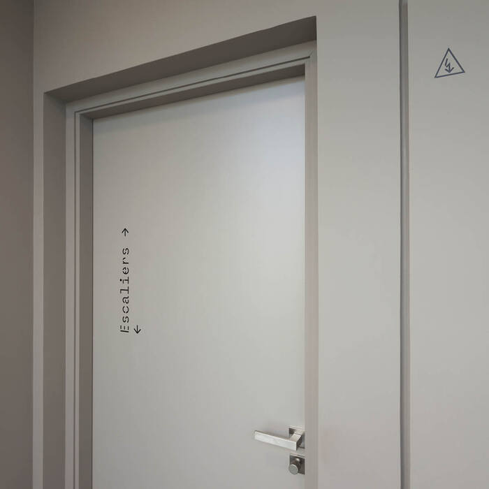 EKLAA sign system 8