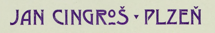 Interesting to note is that the high-waisted version of R with its horizontal bowl is used in ‘Cingroš’ alongside the more Art Nouveau-inspired P, with its angular bowl. Yet a variant of R with that same angular bowl also exists (which you can see in the smaller text of the tagline).