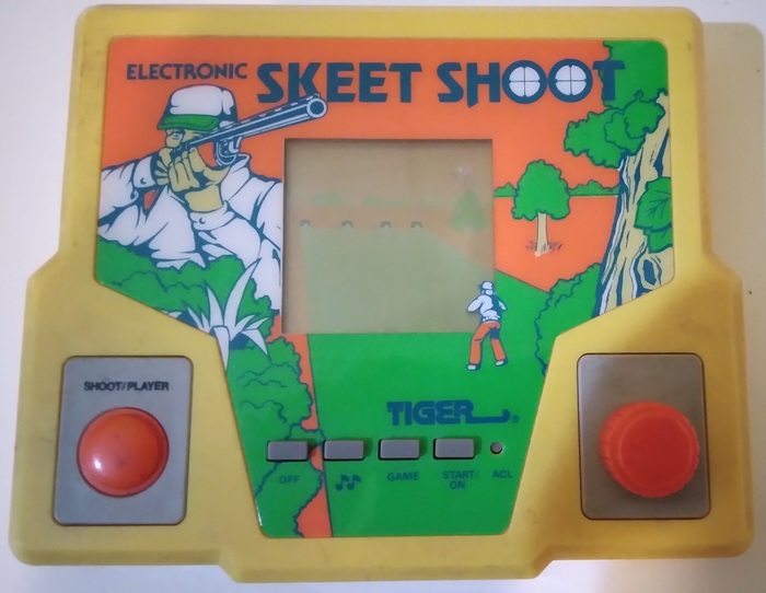 Electronic Skeet Shoot game by Tiger Electronics