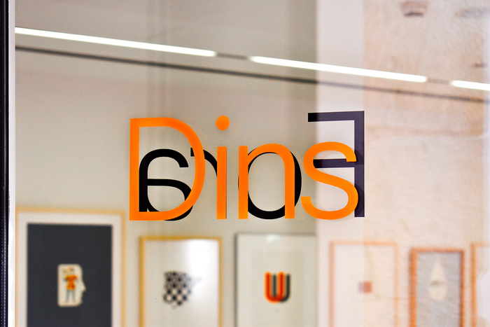 Centre de les Arts Lliures signs 6